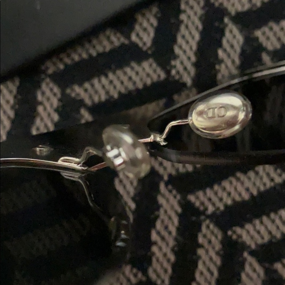 DIOR - Picture 6 of 11